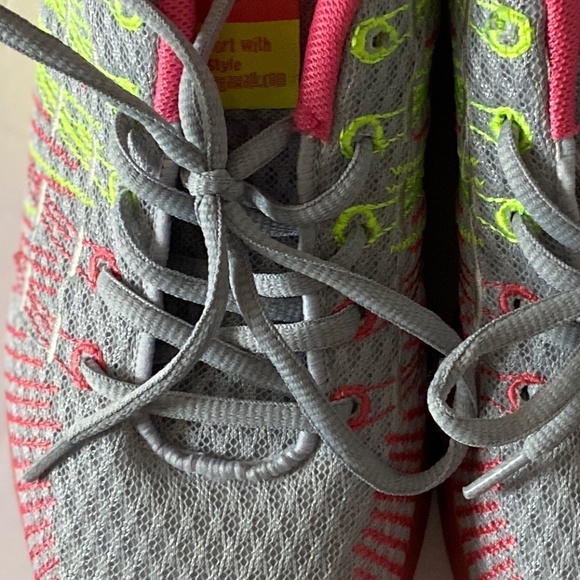 Omega Ombre Kicks (worn 1x) - Picture 10 of 11